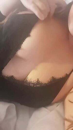 A relaxing afternoon .. Who wants to come join me?