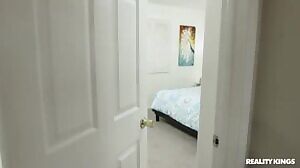 Adriana Chechik - While You Wait