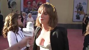Maya Hawke