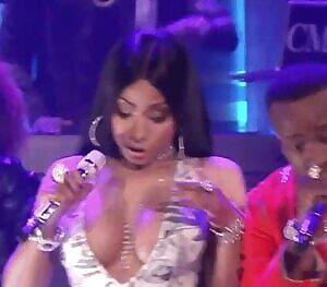 Nicki Minaj has some interesting plot on the tonight show