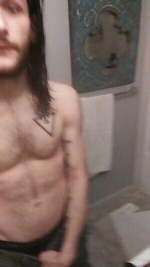 I'm just a goofball 🐯😘