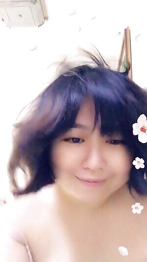 Keep me occupied until the Endgame. Messy hair Marvel marathon begins now