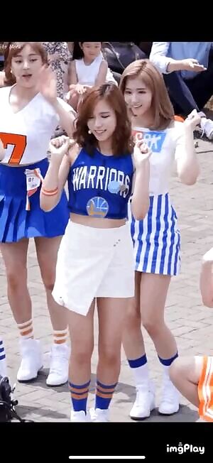 TWICE-MINA