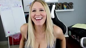 Fangs boobs