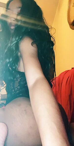 im available for kik sessions right now, who wants to play?😘 kik:evilbabez