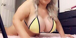 Titty shake