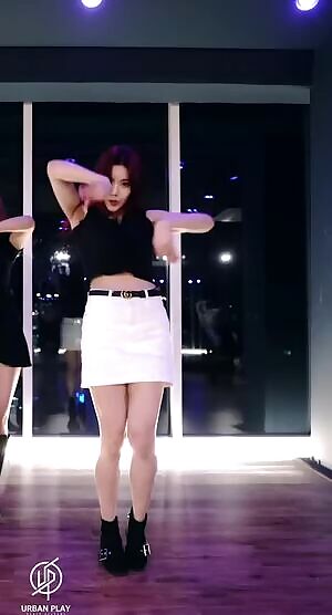 IZ*ONE - Eunbi