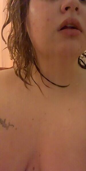 Bring in the new year with my curves😜 my entire dropbox collection of pics and vids for a limited time!