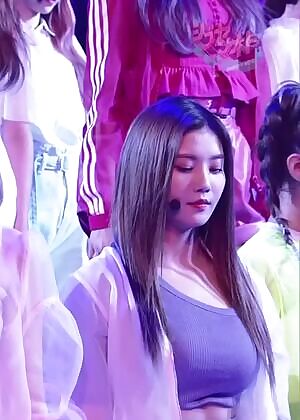 IZ*ONE - Eunbi