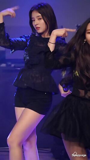Momoland - Nancy