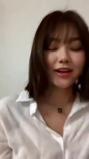 Gugudan - Mina
