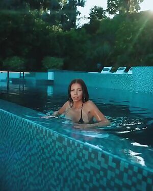 Infinity pool