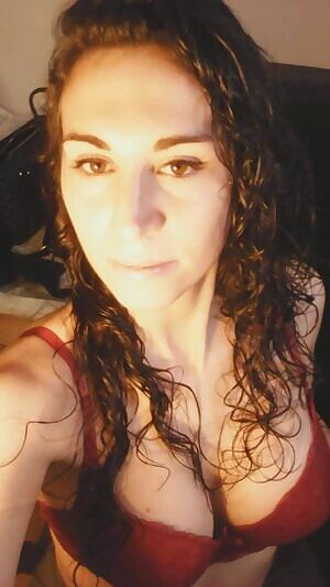 Cum on me please !!