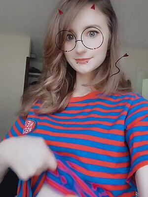 Your new e girlfriend just wants to show off her perky titties