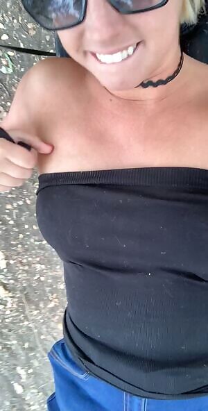 Join my private with me on during my outside adventures ! 🏃🏼‍♀️