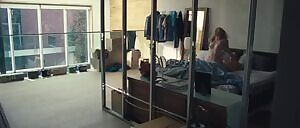 Evelyne Brochu In Cafe De Flore