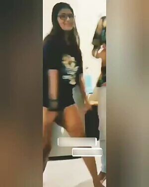 All that thigh ass shaking...