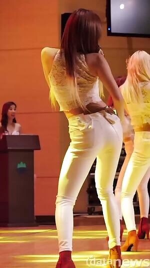 Hello Venus - Yooyoung