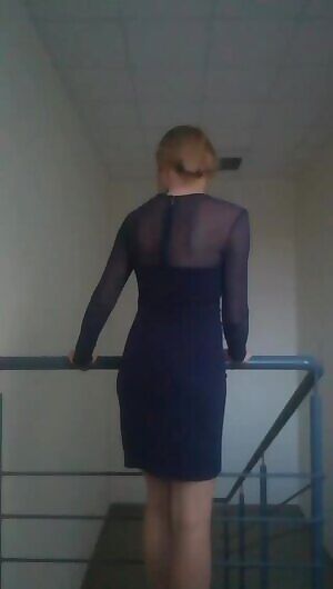 Best way to celebrate my first month of posting🎆 put on my avourite office dress, and show you, how wearing it makes me feel🔥🔥🔥