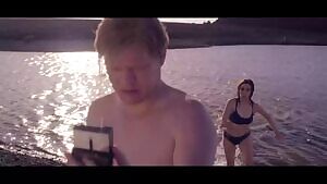 Cristin Milioti - Black Mirror S04 E01