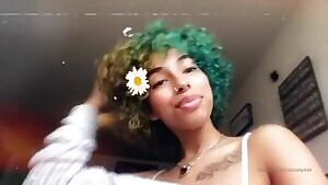 🤗