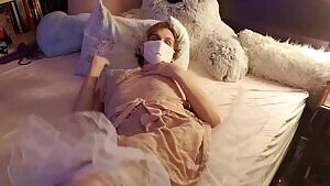 Taking my plug out to take cock 🤤