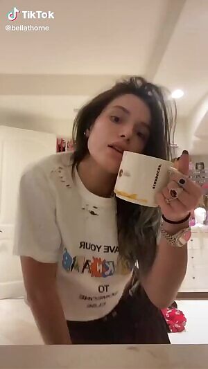 little booty shot in here