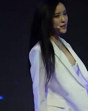 T-ara - Hyomin areola slip