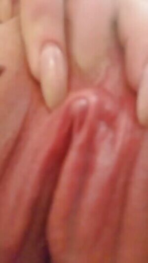 My pretty pink clit loves coming out during playtime 😋