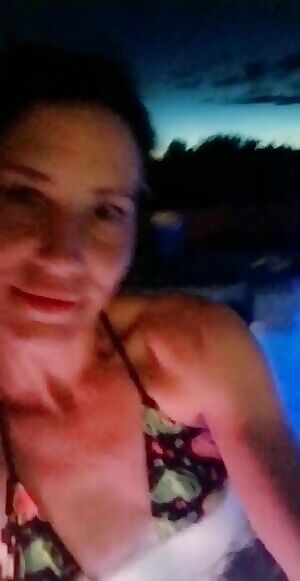 Late night jacuzzi flashing 🌃🌌f/36