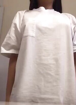 I stay over for the night and you let me borrow your shirt 💗