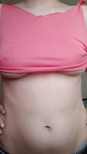 bounce bounce tits