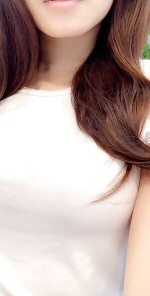 in between meetings 👩🏻‍💻