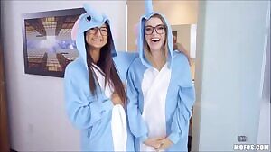 Cutie Eliza Ibarra onesie threesome