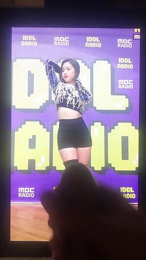 ITZY Ryujin cum tribute