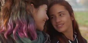 Mireia Oriol and Asia Ortega in The Hockey Girls