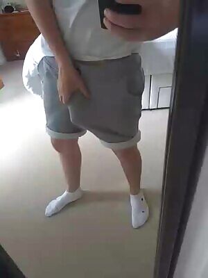 Since you liked my last sweatpants gif, here's another!