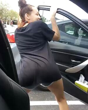 Little booty twerking