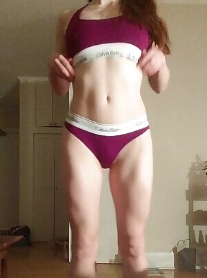 I tried to do a quick titty drop, but got distracted playing with them...so you get a handbra titty drop too! Whoops 😅