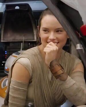 Daisy Ridley is beyond cute