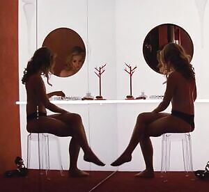 Piper Perabo's perky tits and ass in Looper