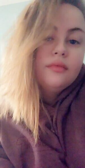 Mary jane makes it really hard or me to think of captions😜