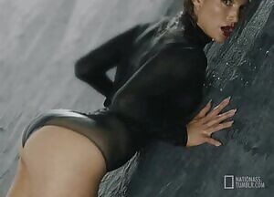 Shake that! 😍