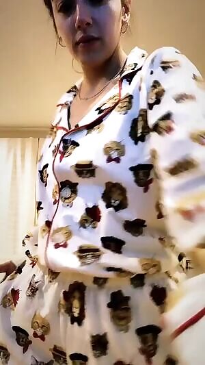 Chloe bennet nip slip