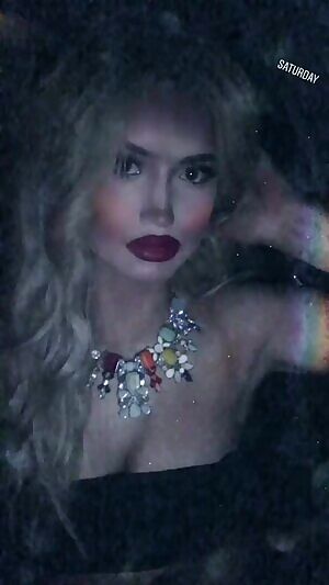 Going out last night! Curly hair & lots of makeup :)