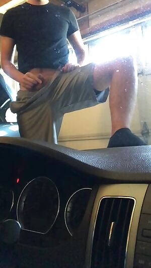 piss on car windshield