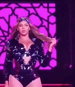 Beyonce has one of the best natural asses.