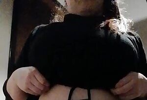 A little drop while it's slow at work 😘