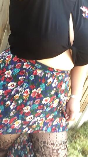 Warning: walking sandals and wanton women in your area ⚠️