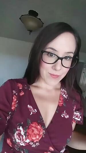 I'm online as long as this ad is up! Come and get a very vocal and video heavy kik session with this dirty little housewife!